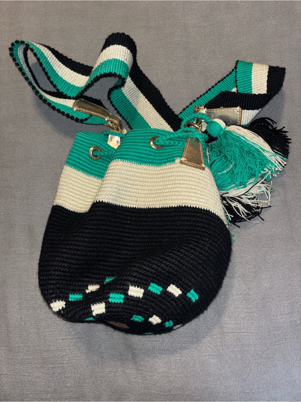 Arte & Tejido Woven Colorblock Crossbody Bucket Bag in Black, Cream & Teal